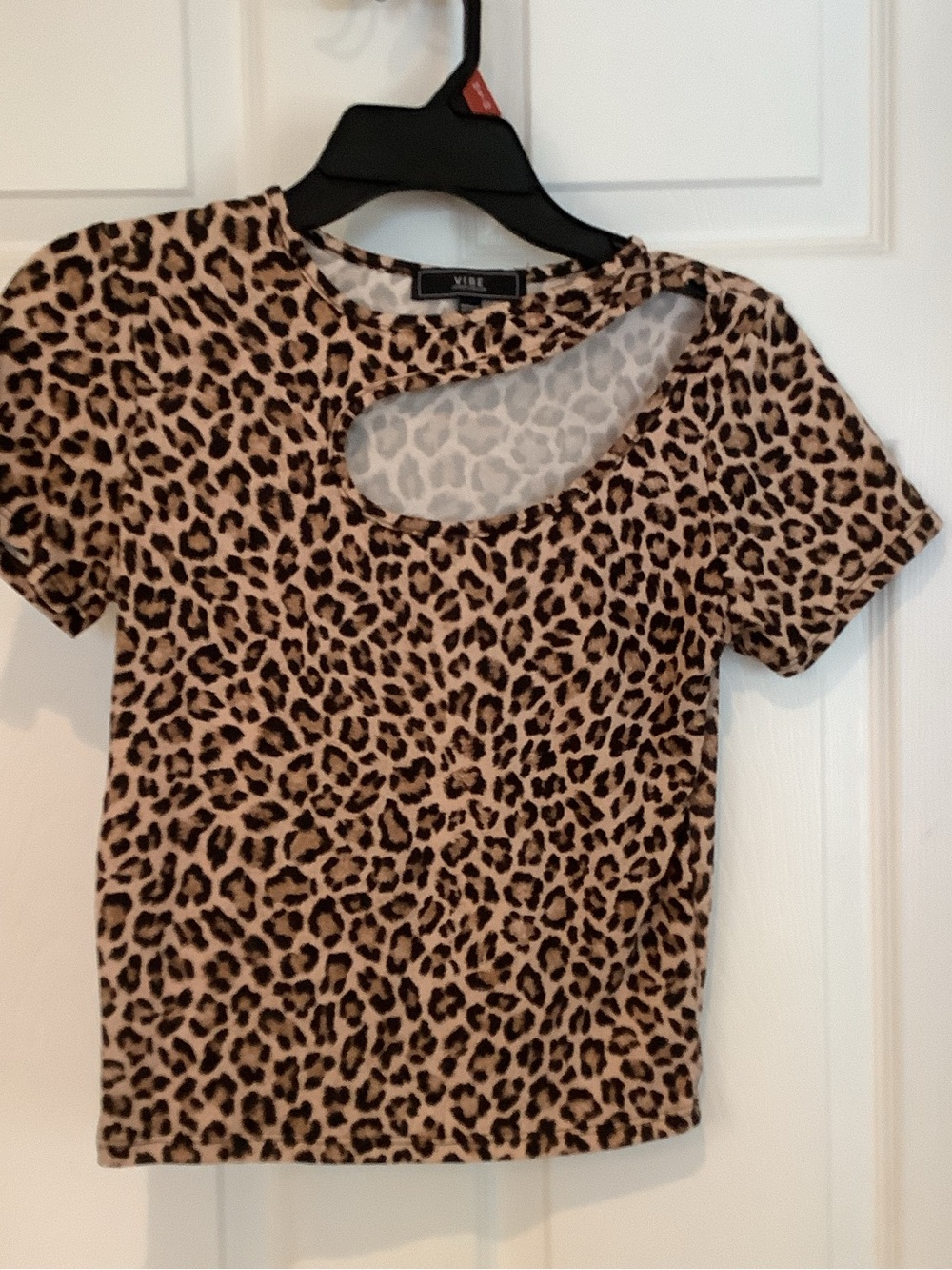 Vibe Leopard Print Short-Sleeve Top with Asymmetrical Cutout - Tan/Black